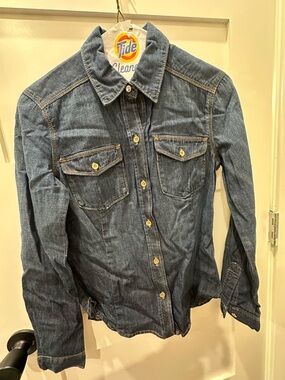 Women’s XS Juicy Couture denim button up shirt